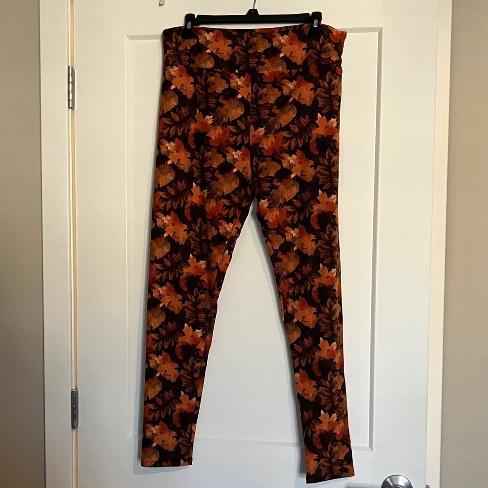 LuLaRoe Fall Leaf Leggings